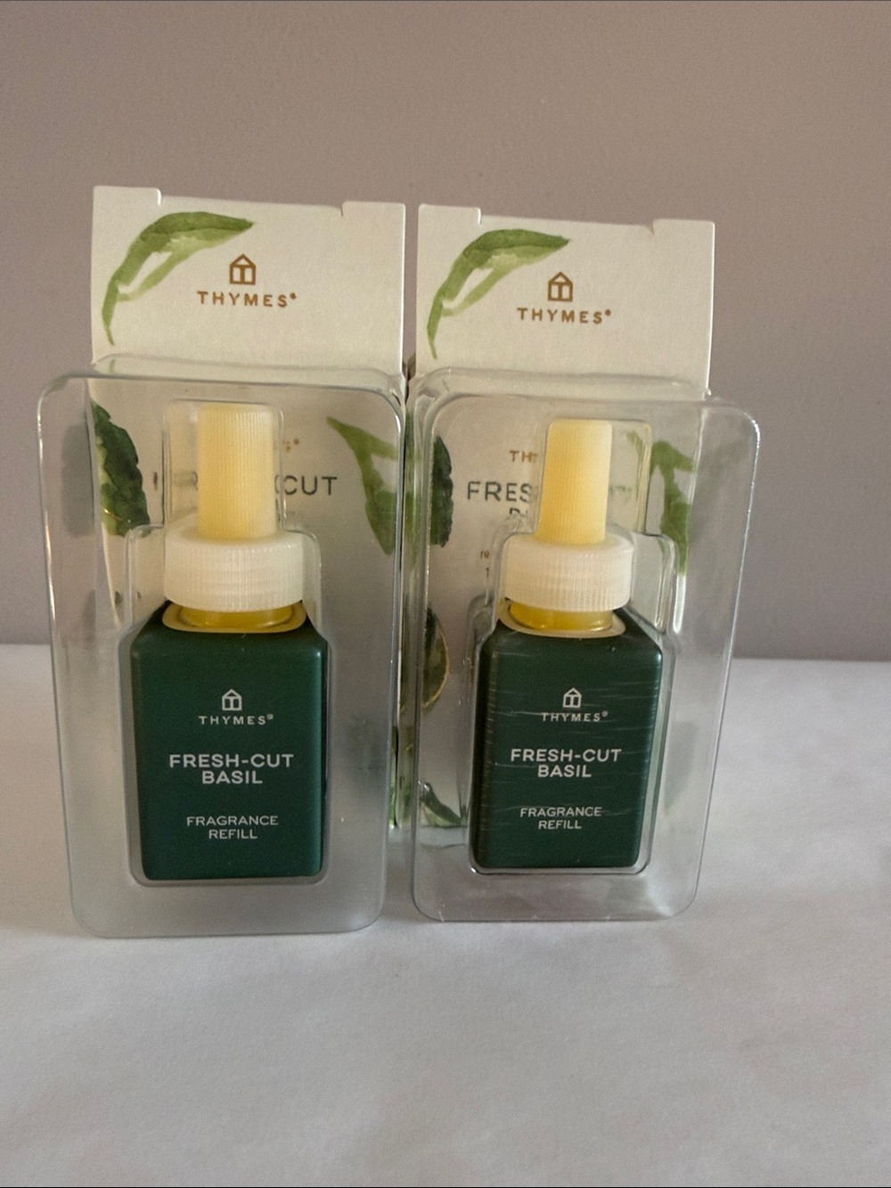 Fresh Cut Basil Pura® Diffuser Refill 2-Pack Bundle - Picture 4 of 5